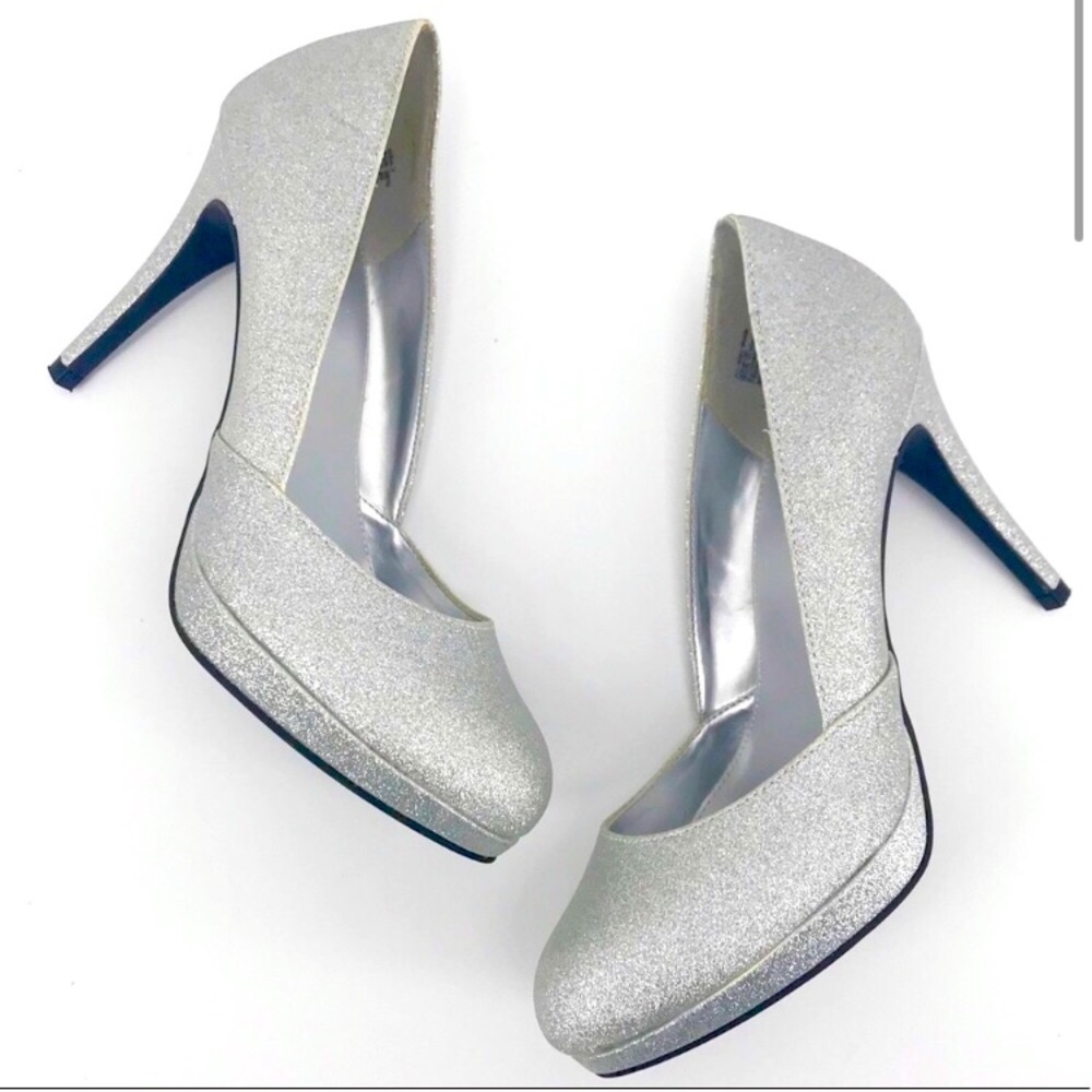 Fioni silver glitter platform heels 7.5 sparkle
